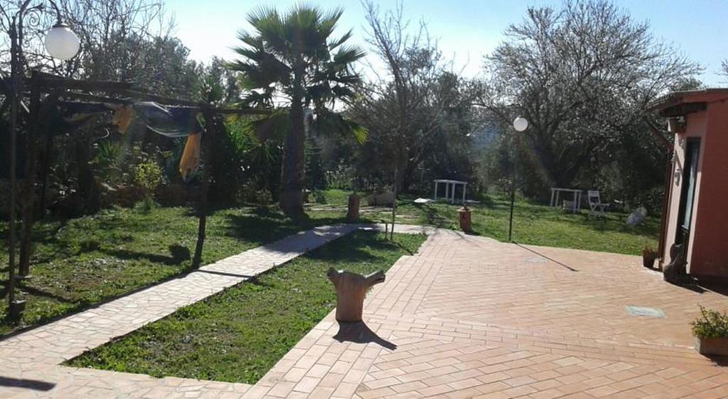Villa Agriturismo Vita E Natura à Noto Extérieur photo